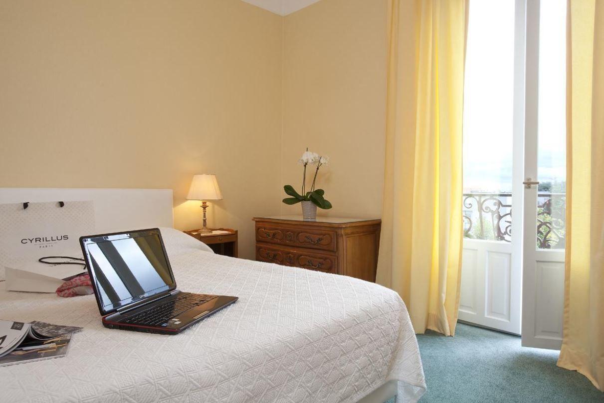 Logis Hotel Royal Saint-Mart Royat Ngoại thất bức ảnh