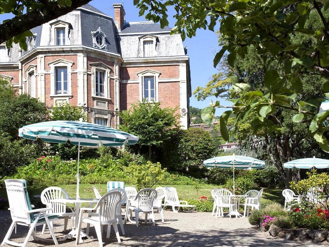 Logis Hotel Royal Saint-Mart Royat Ngoại thất bức ảnh