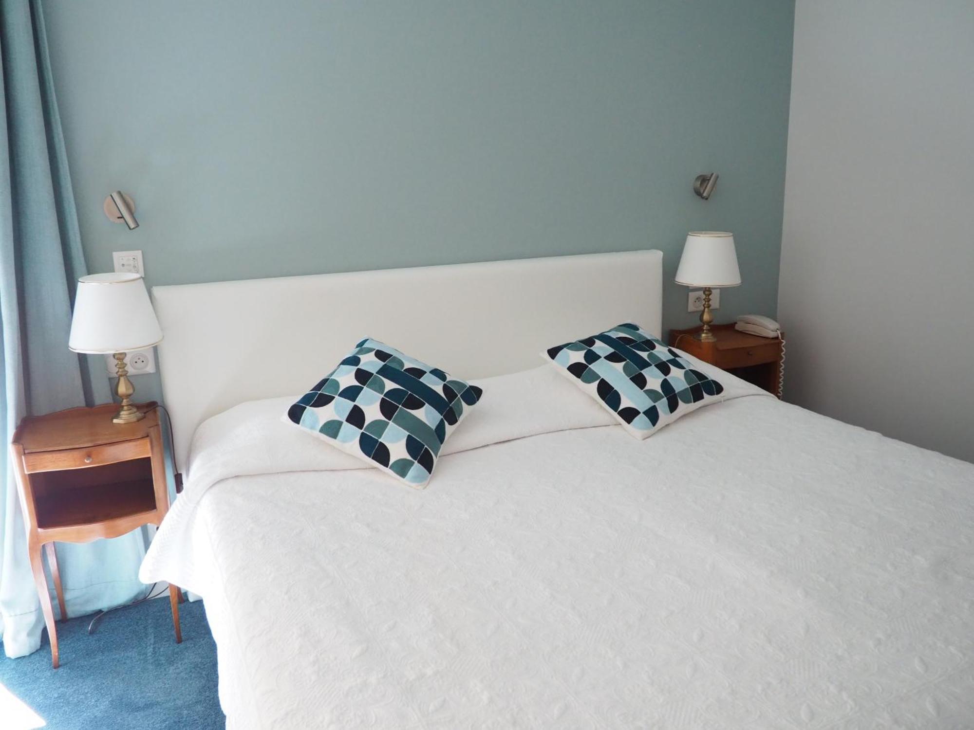 Logis Hotel Royal Saint-Mart Royat Ngoại thất bức ảnh