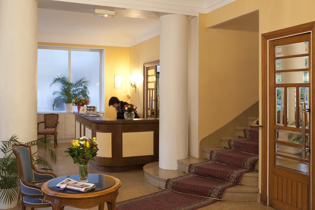 Logis Hotel Royal Saint-Mart Royat Ngoại thất bức ảnh